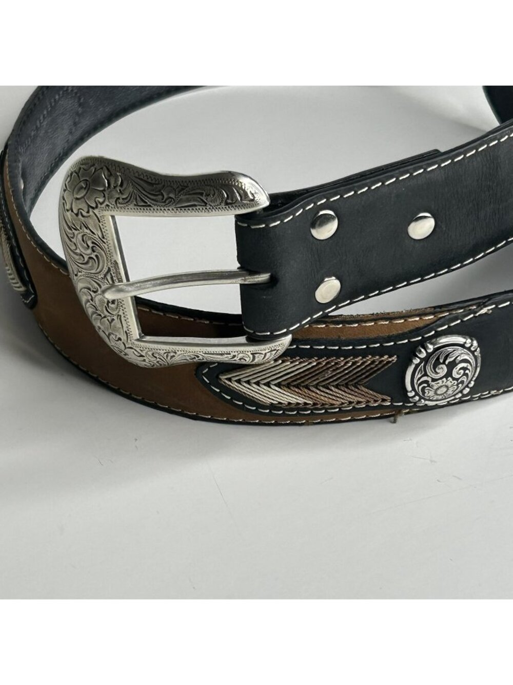 Nocona Belt Mens 32 Black Brown Leather Western Tooled Herringbone Concho Buckle